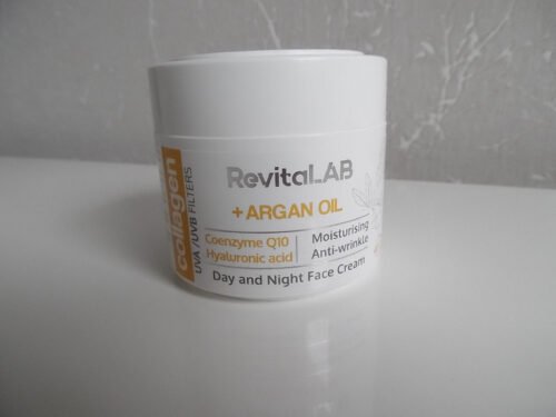 Dieninis ir naktinis senėjimą stabdantis kremas photo review